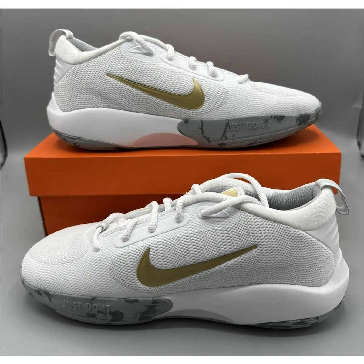Nike shoes - IsoFly - IsoFly - FN4384 100 - White/Cool Grey/Wolf Grey 5