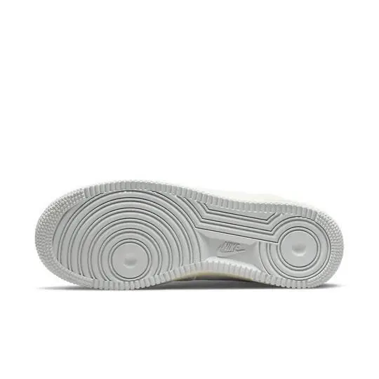 Nike shoes - Multicolor 4