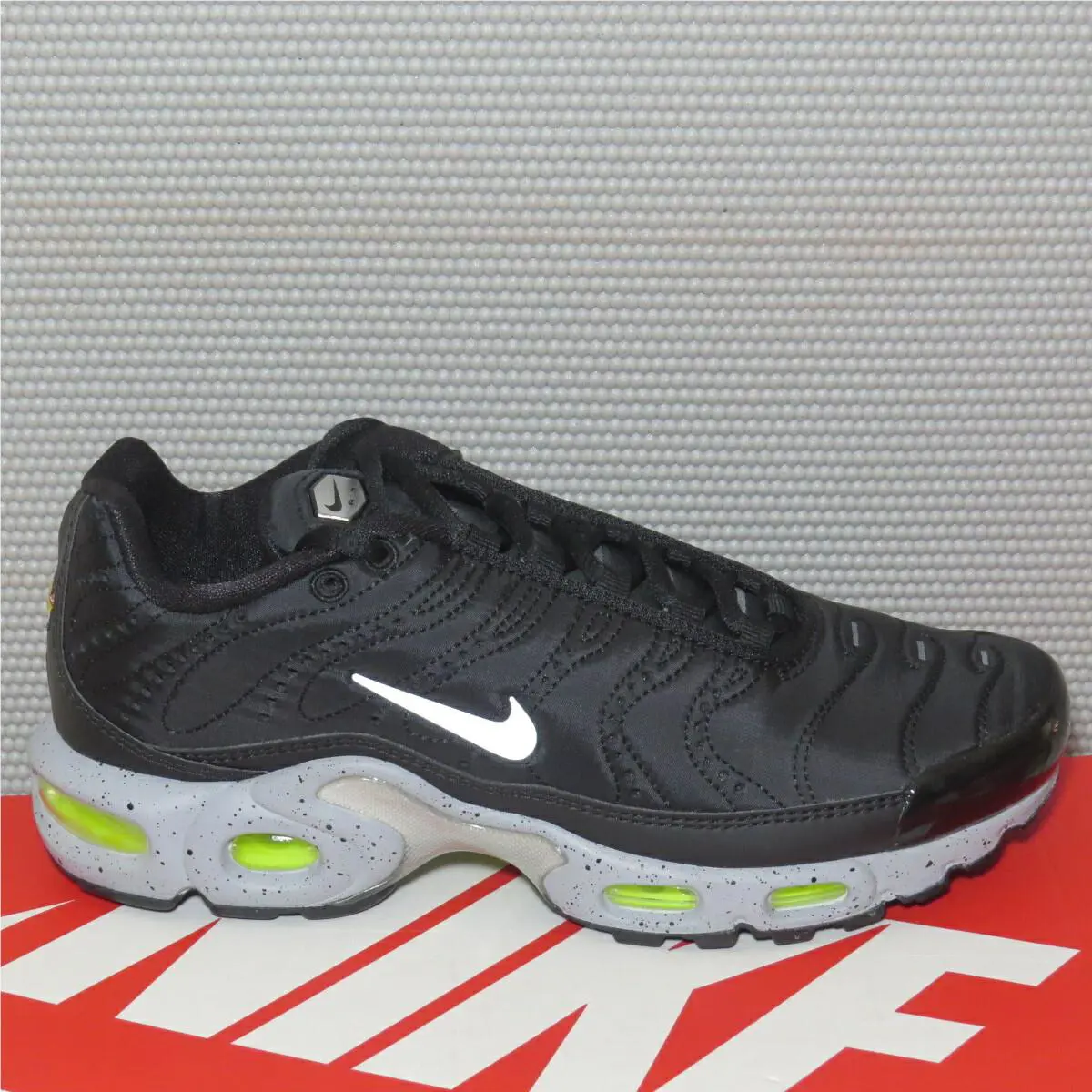 Nike shoes - Nike Air Max Plus Premium - 815994-003 - Black (UPC: 191886363164) 5