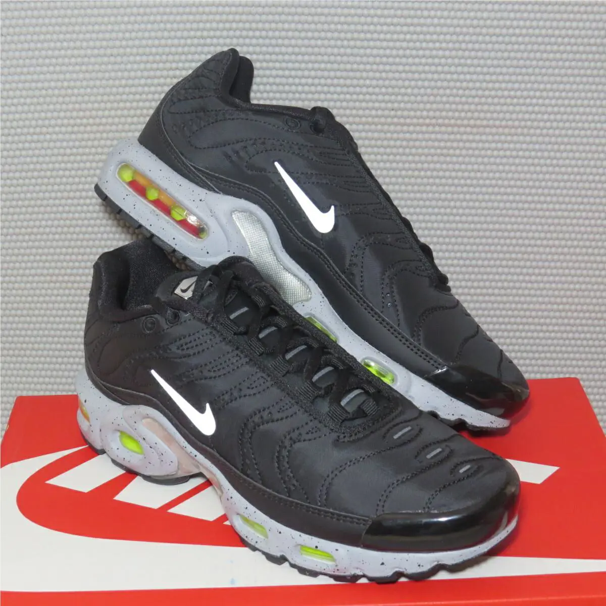Nike shoes - Nike Air Max Plus Premium - 815994-003 - Black (UPC: 191886363164) 6