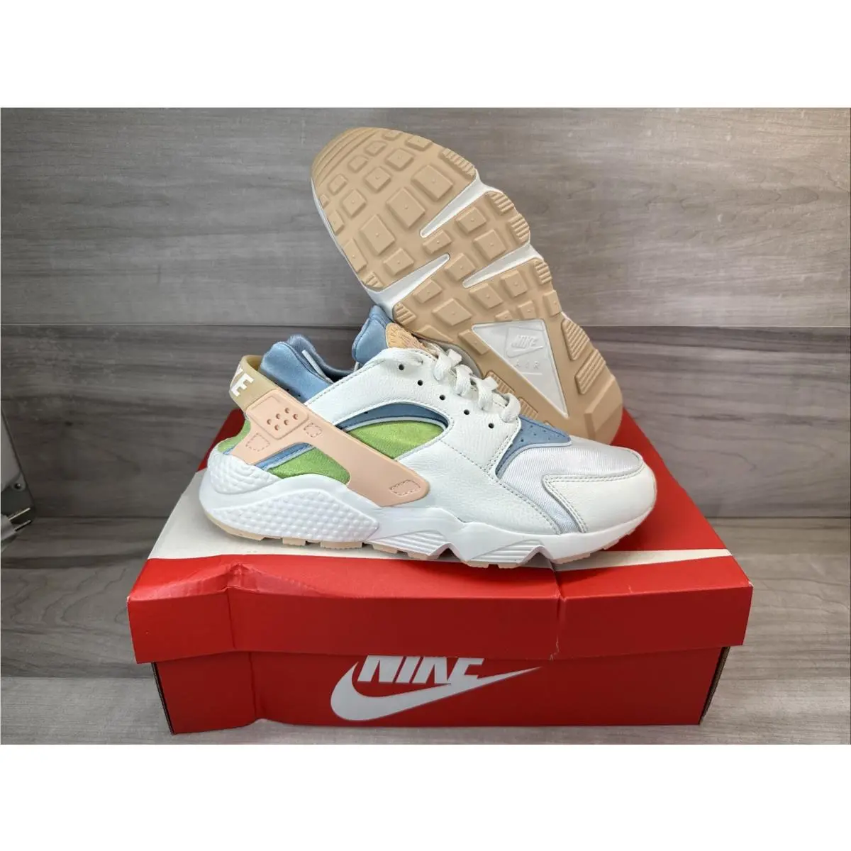 Nike shoes - Nike Air Huarache - Air Huarache - DQ0117-100 - Multicolor (UPC: 0195869138718) 0