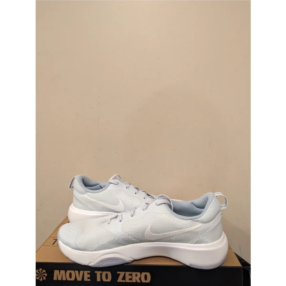 Nike shoes - Nike City Rep TR - City Rep - Football Grey/White 1