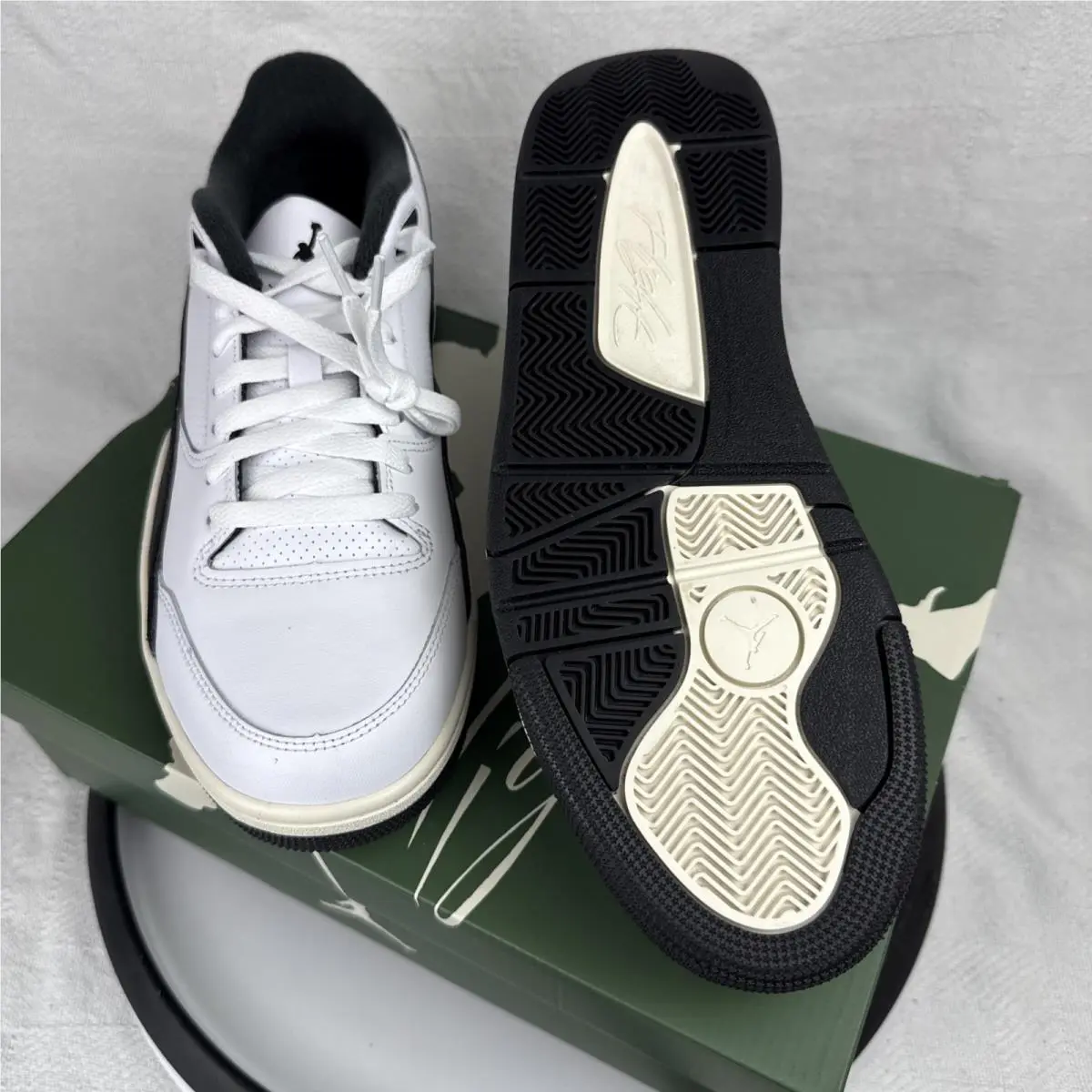 Nike shoes - Air Jordan Flight - Air Flight - HF3255-100 - White 9