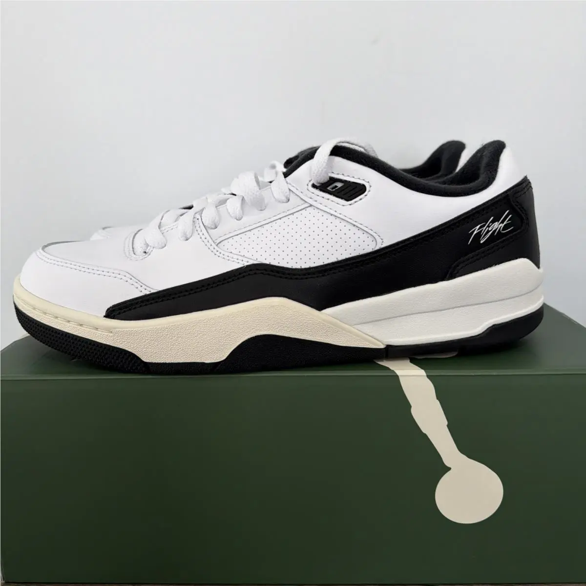 Nike shoes - Nike Air Court - Air Court - HF3255-100 - White 0