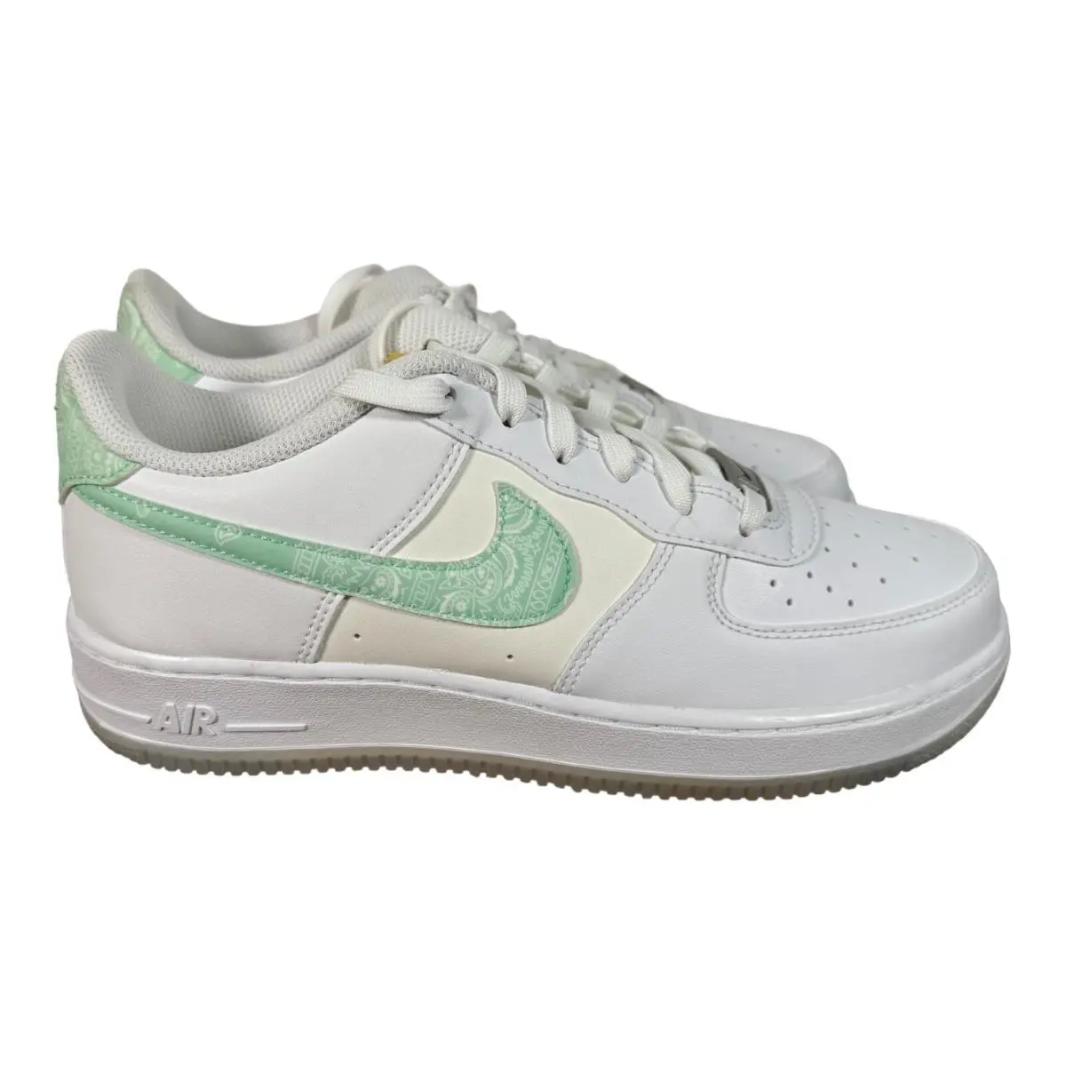 Nike shoes - Nike Air Force 1 - Air Force - White (UPC: 196605879551) 1