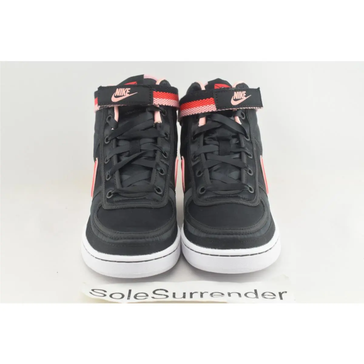 Nike shoes - Black (UPC: 883212682444) 2