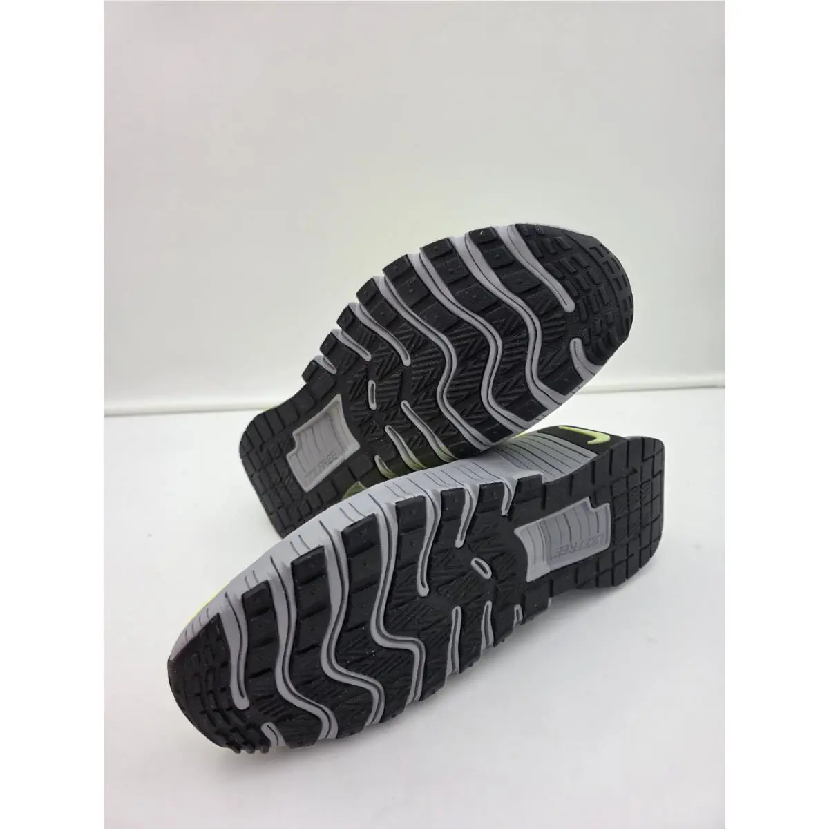 Nike shoes - Nike Free Metcon - Free Metcon - FJ7127-700 - Green (UPC: 197596282078) 4