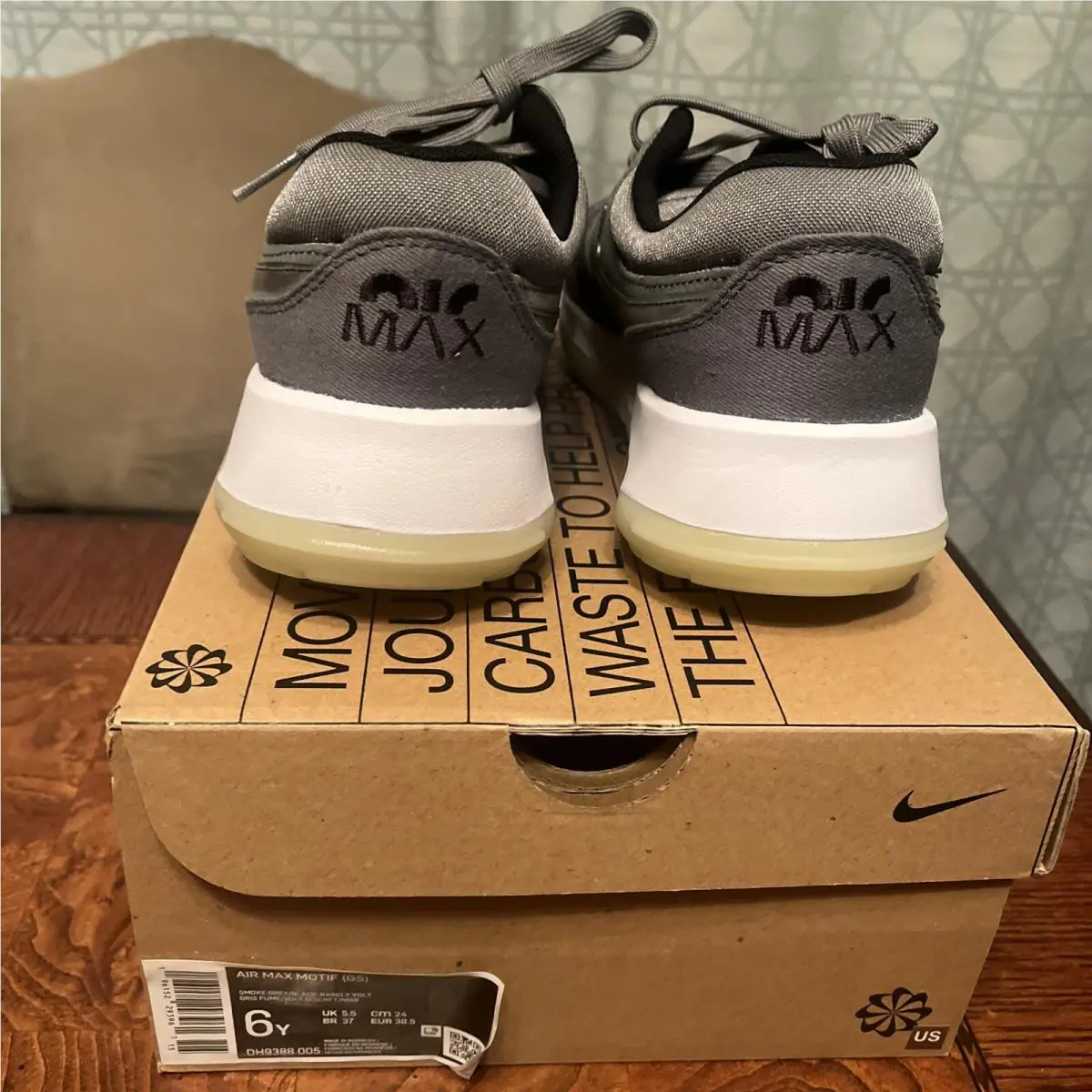 Nike shoes - Nike Air Max Motif - Air Max Motif - Gray 2