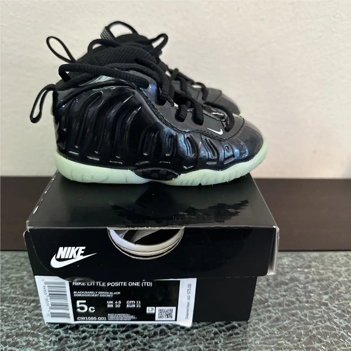 Nike shoes - Nike Foamposite - Foamposite - Black (UPC: 194953183191) 1
