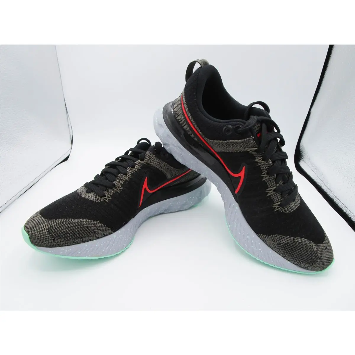 Nike shoes - React Infinity Run Flyknit 2 - CT2357-200 - Ridge Rock/Chile Red/Black/Green Glow 3