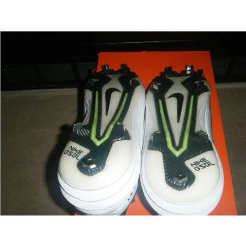 Nike shoes - White (UPC: 091209782286) 3