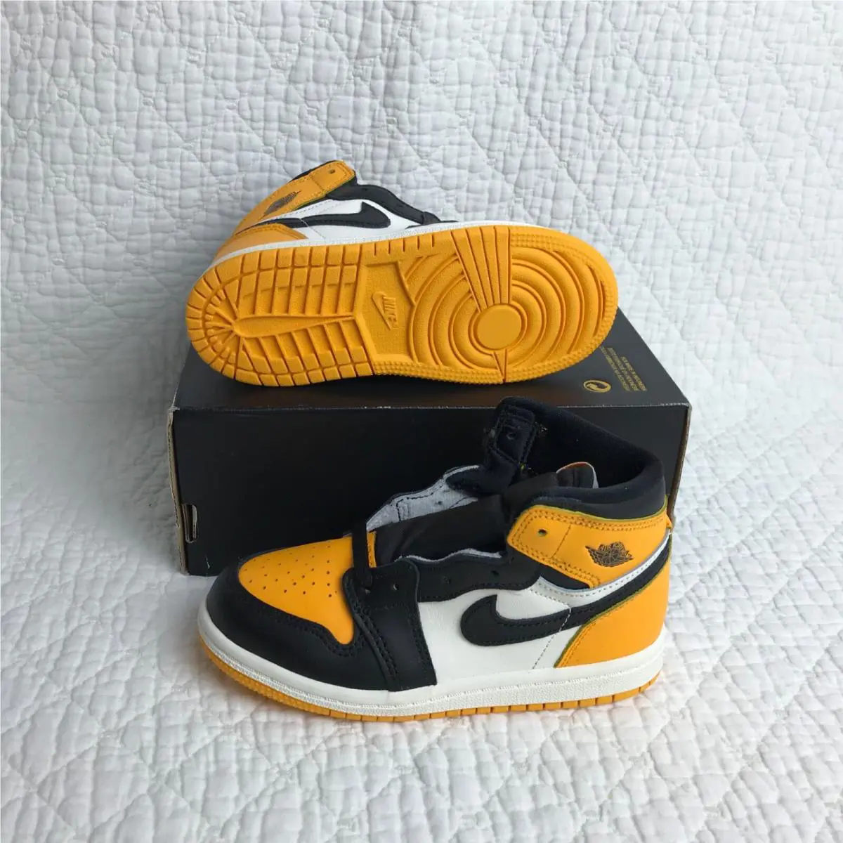 Nike shoes - AQ2664-711 - AQ2664-711 - Taxi/Black-Sail 2