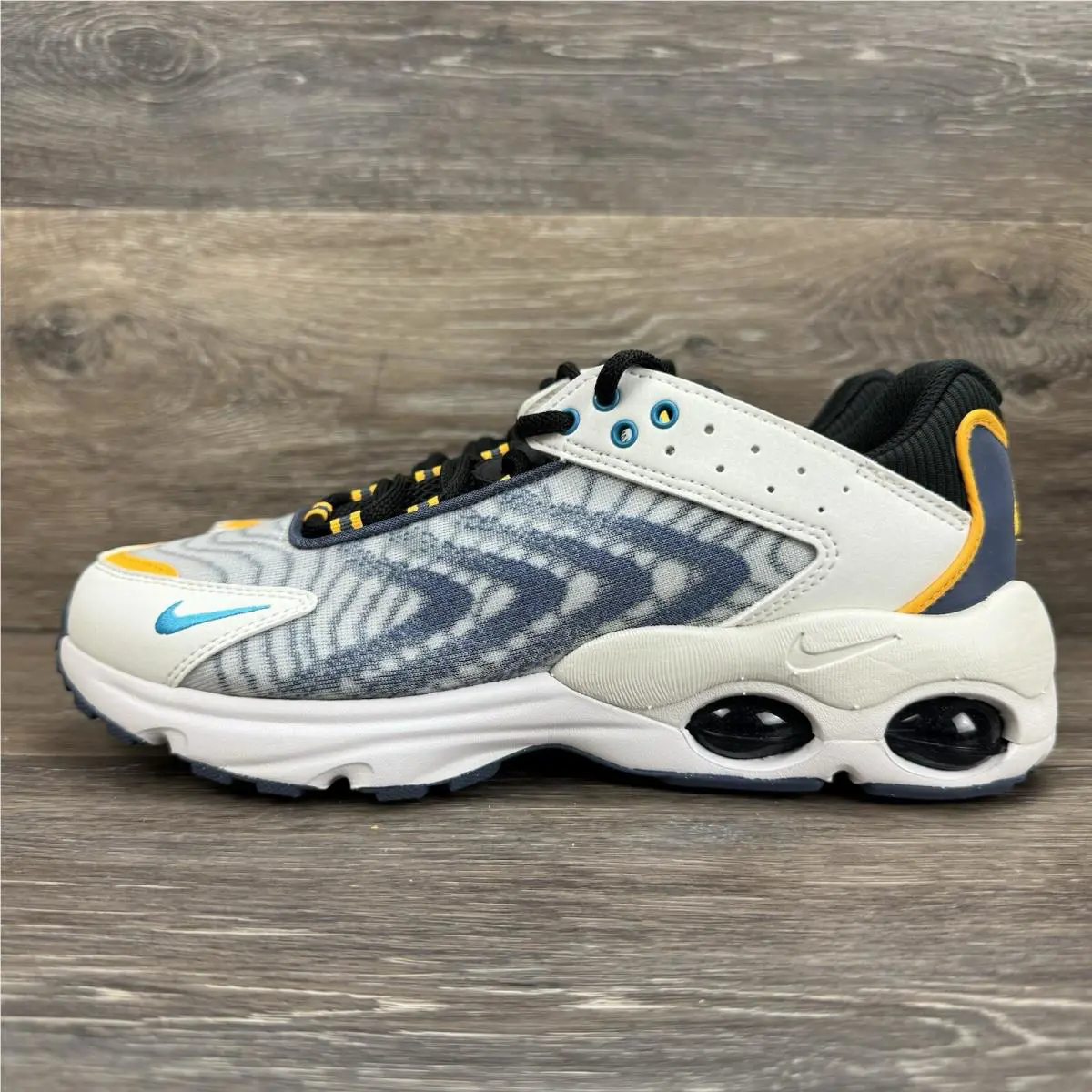 Nike shoes - Nike Air Max TW - Air Max - DQ0296-102 - White 4