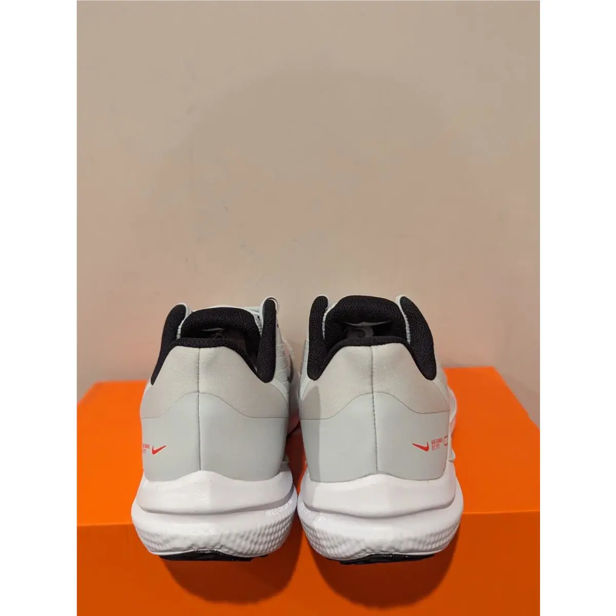 Nike shoes - Nike Air Winflo - Air Winflo - Photon Dust/Black/White 1