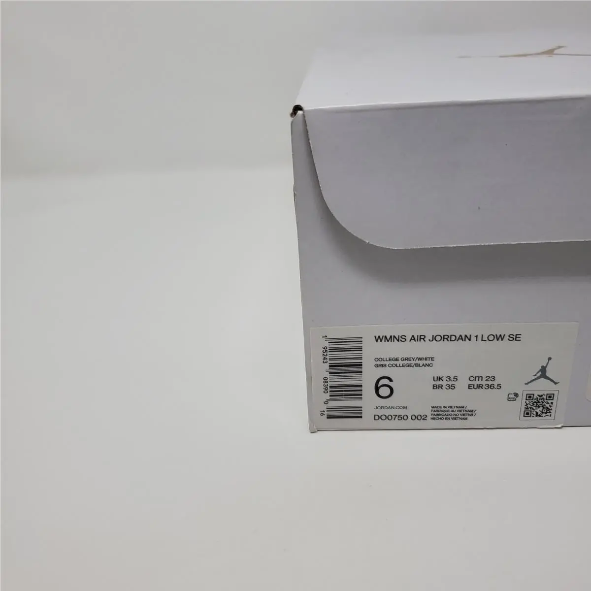 Nike shoes - Air Jordan 1 Low SE - DO0750-002 - Beige 8