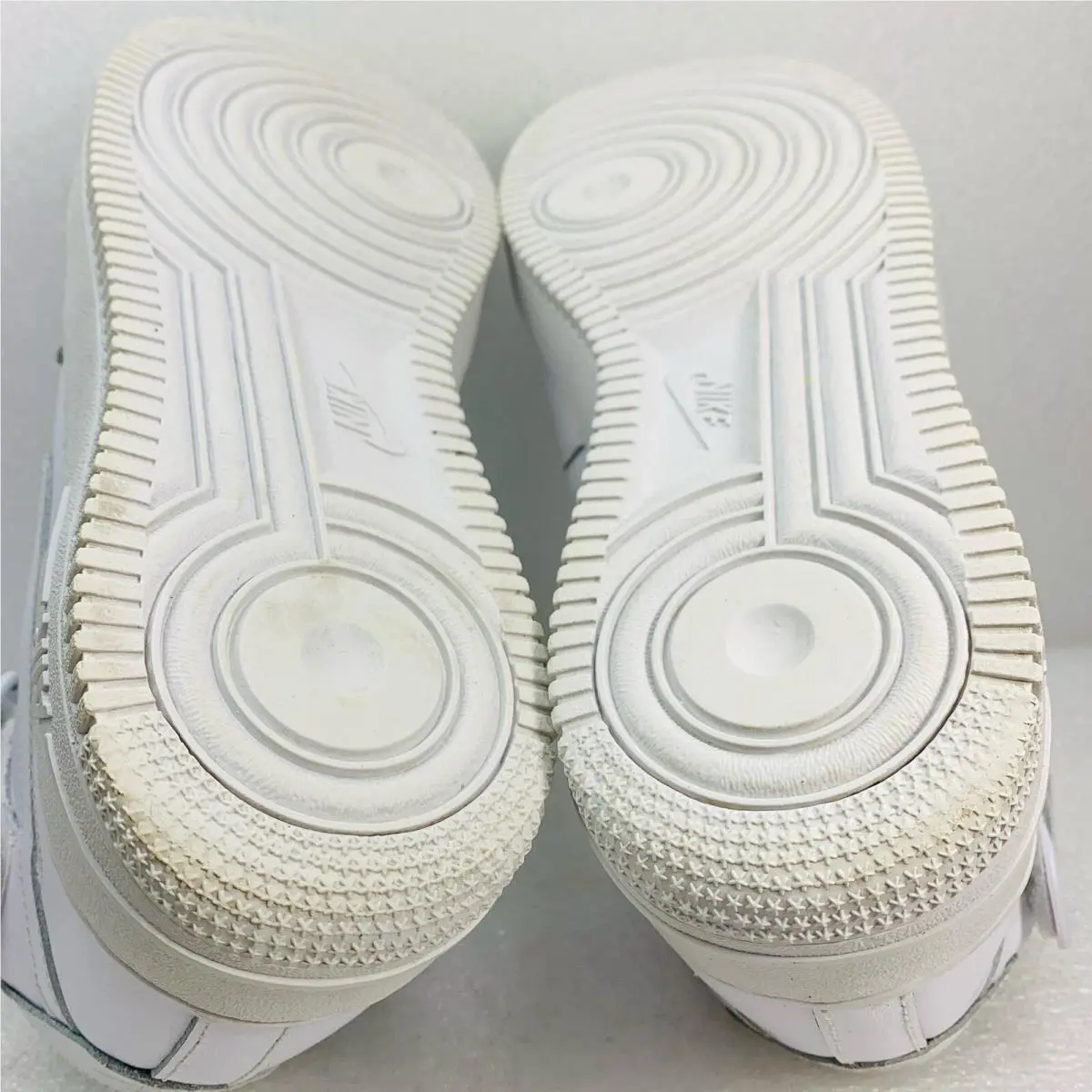 Nike shoes - White 8