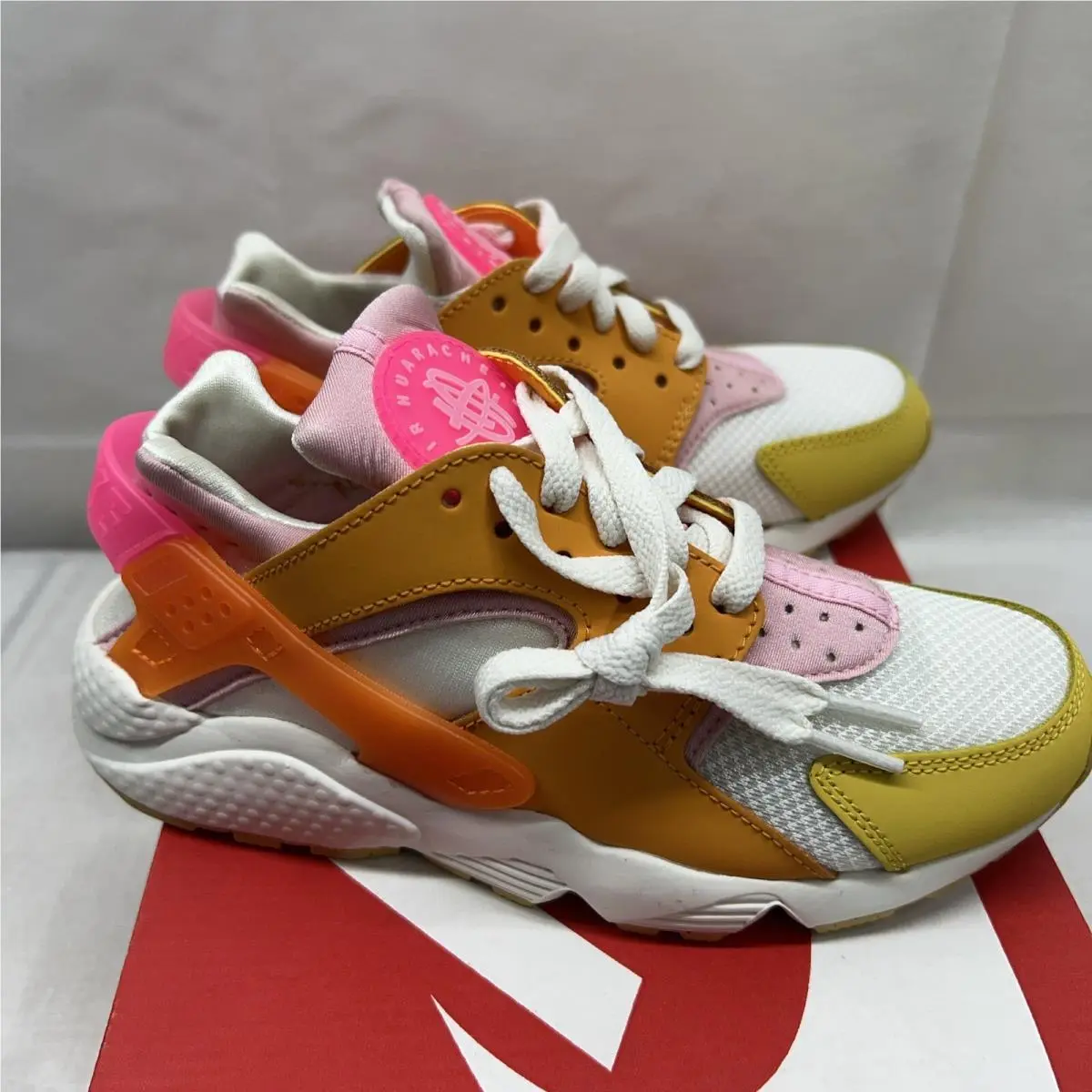 Nike shoes - Nike Huarache - Huarache - DX2674-100 - Multicolor 3