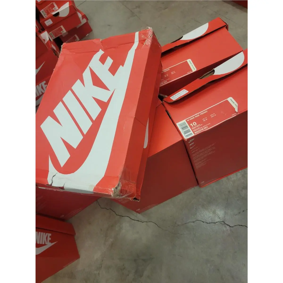 Nike shoes - Nike Air Max Tailwind IV - BQ9810-103 - Red (UPC: 193150572913) 3