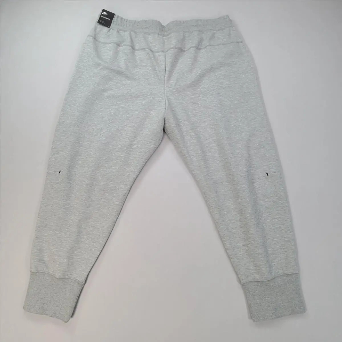 Nike clothing - Gray (UPC: 194495901604) 0