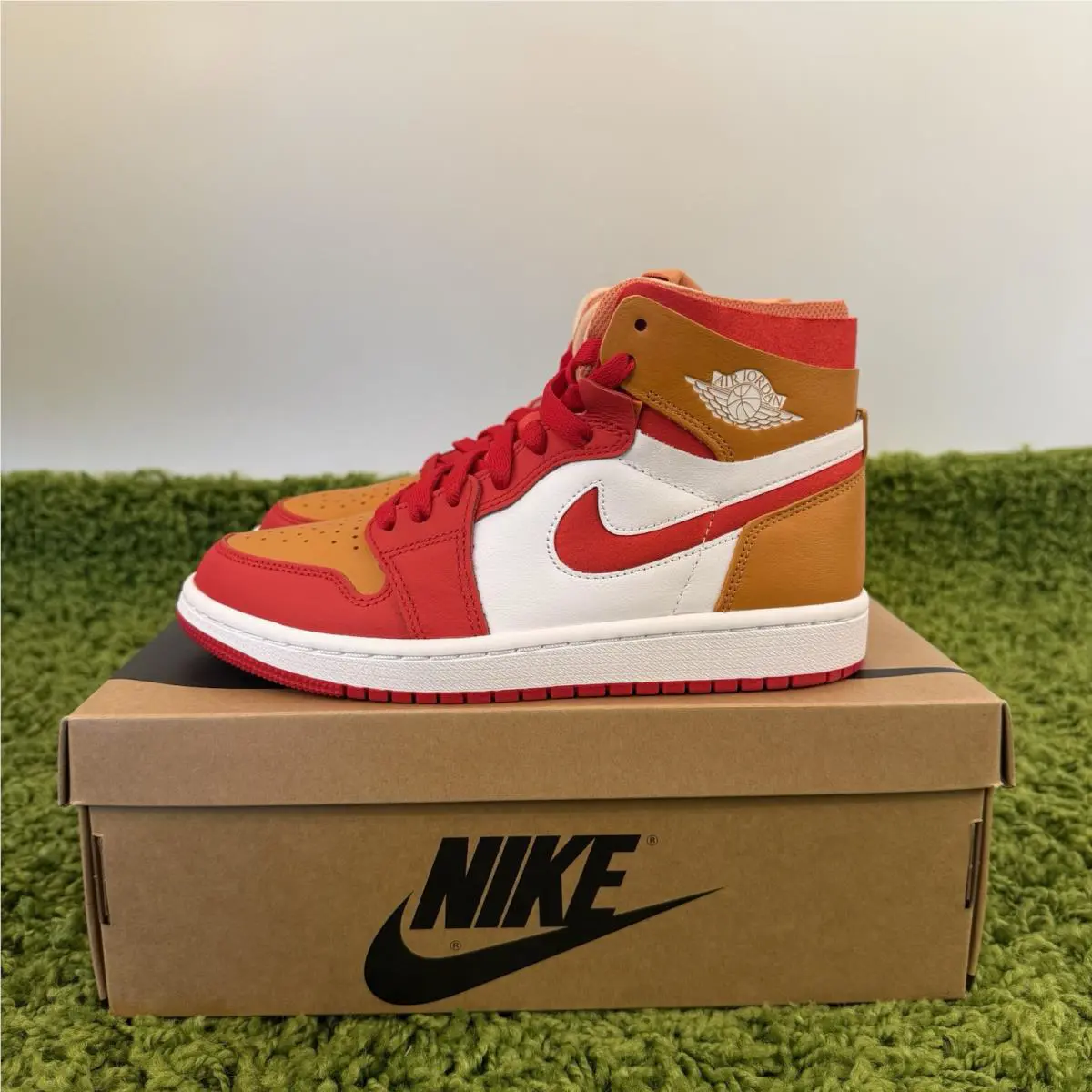 Nike shoes - Air Jordan 1 - Air - CT0979-603 - Red 3