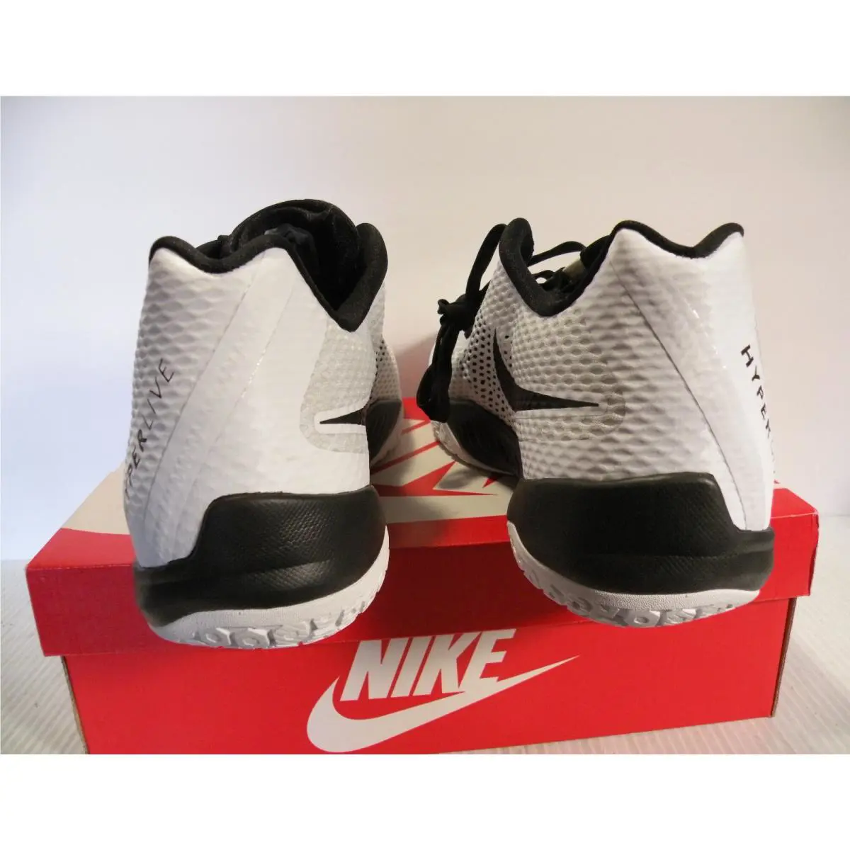 Nike shoes - WHITE/BLACK 2
