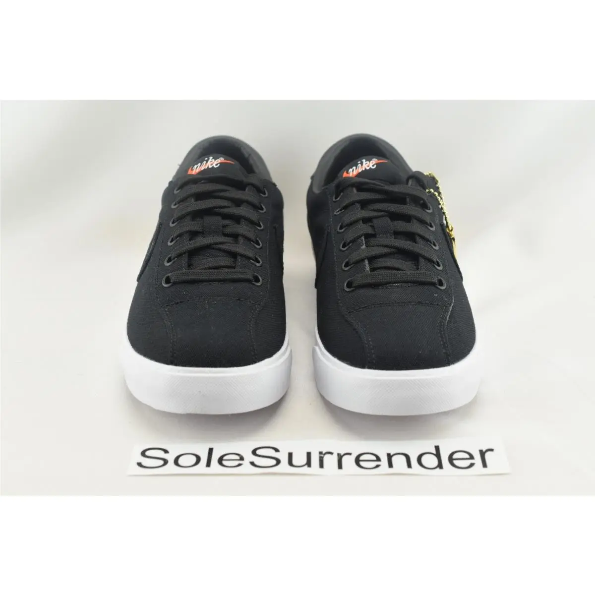 Nike shoes - Black (UPC: 887223707219) 2