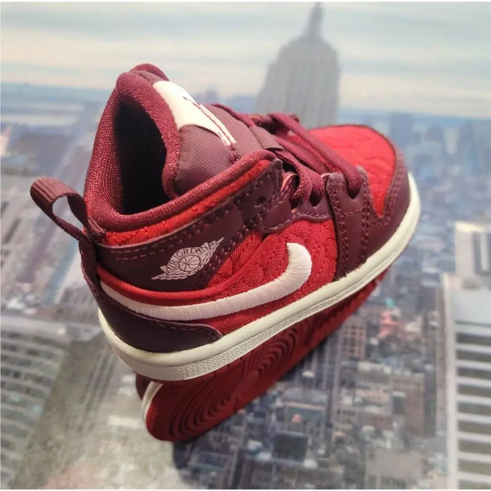 Nike shoes - Jordan 1 - AV5172-600 - Gym Red 0