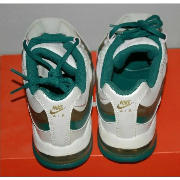 Nike shoes - White (UPC: 886691589648) 2