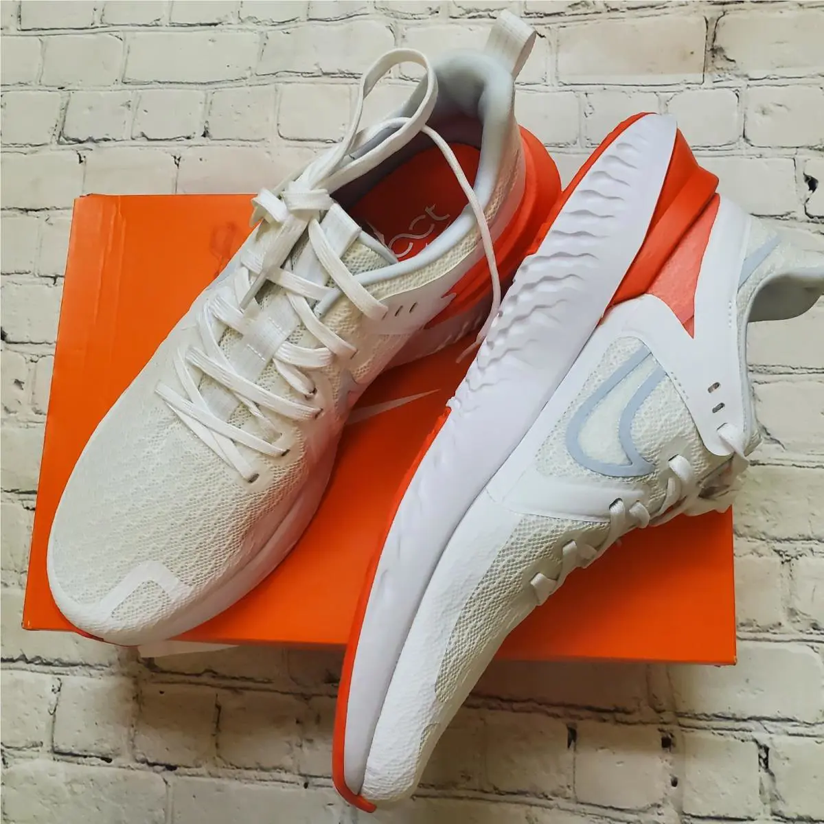 Nike shoes - Legend React 2 - Legend React - JG-1344968 - White White Half Blue Brt Crimson Pure Platinum 101 (UPC: 193145394292) 1