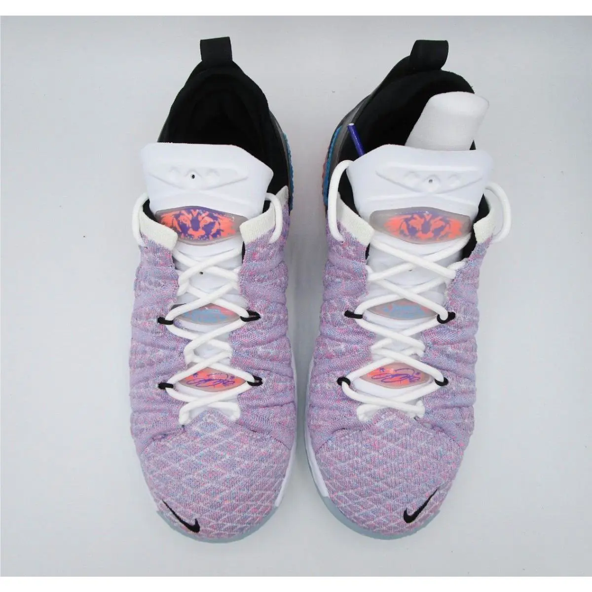 Nike shoes - Multicolor 5
