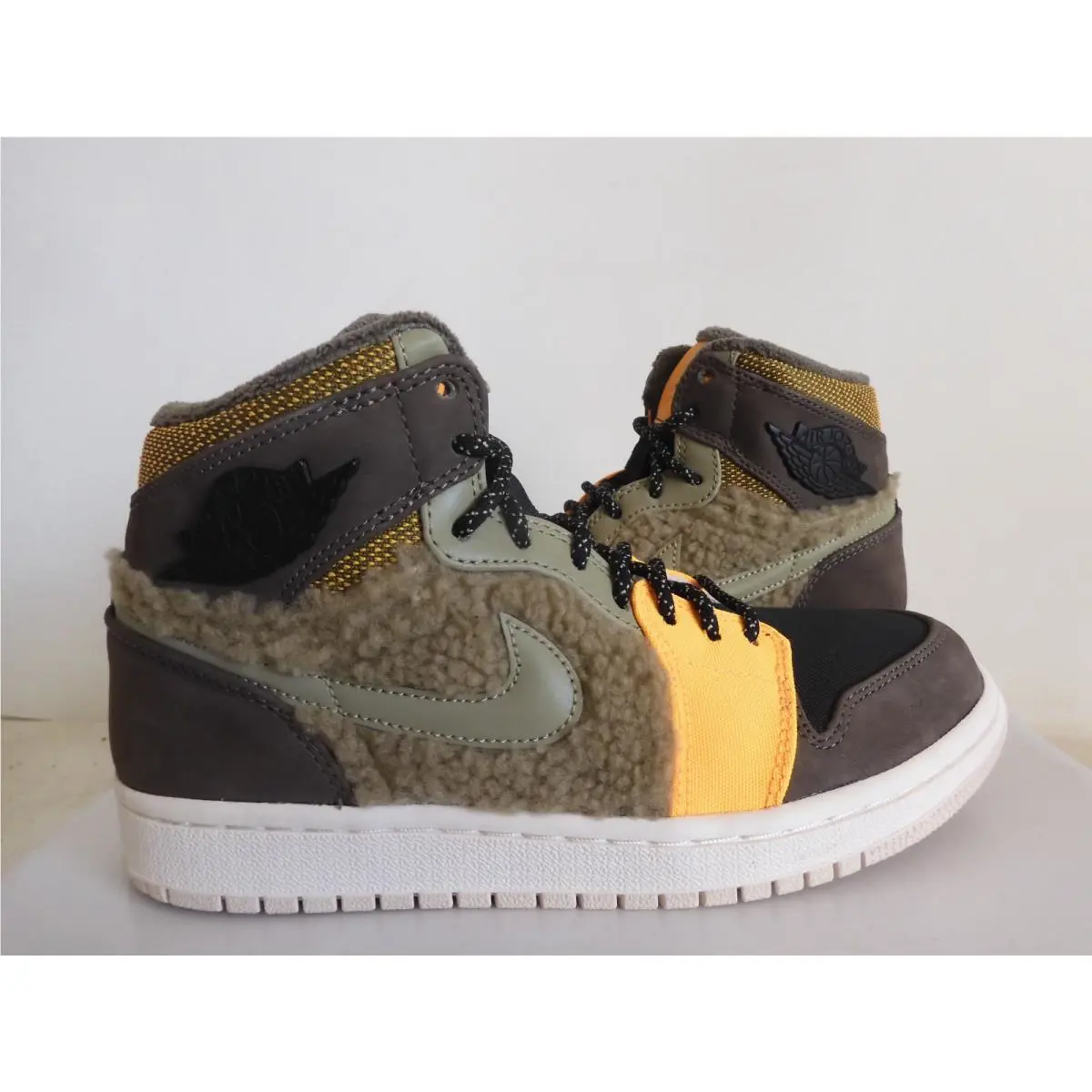 Nike shoes - Air Jordan 1 - Air - AV3723-300 - Green (UPC: 191887988328) 0