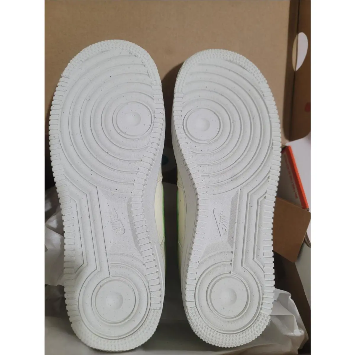 Nike shoes - Nike Air Force 1 - Air Force - Coconut Milk-Chlorophyll 3