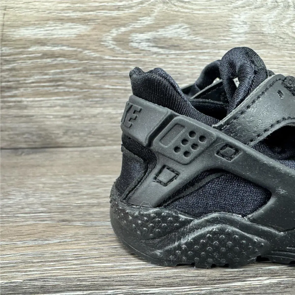 Nike shoes - Nike Huarache Run - Huarache Run - 704950-016 - Black 0