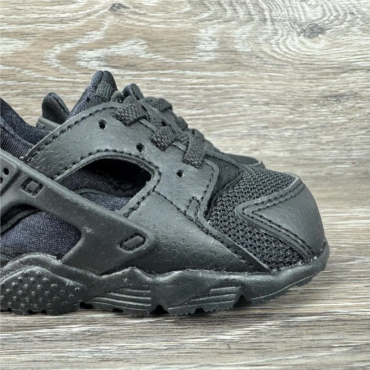 Nike shoes - Nike Huarache Run - Huarache Run - 704950-016 - Black 3