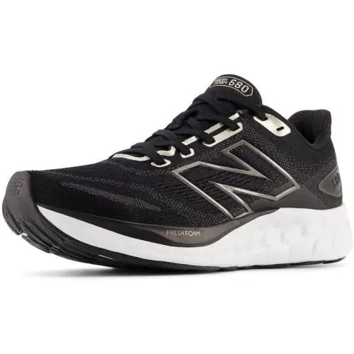 New Balance Women`s Fresh Foam 680 V8 Black Running Shoe Size 8 M - Black