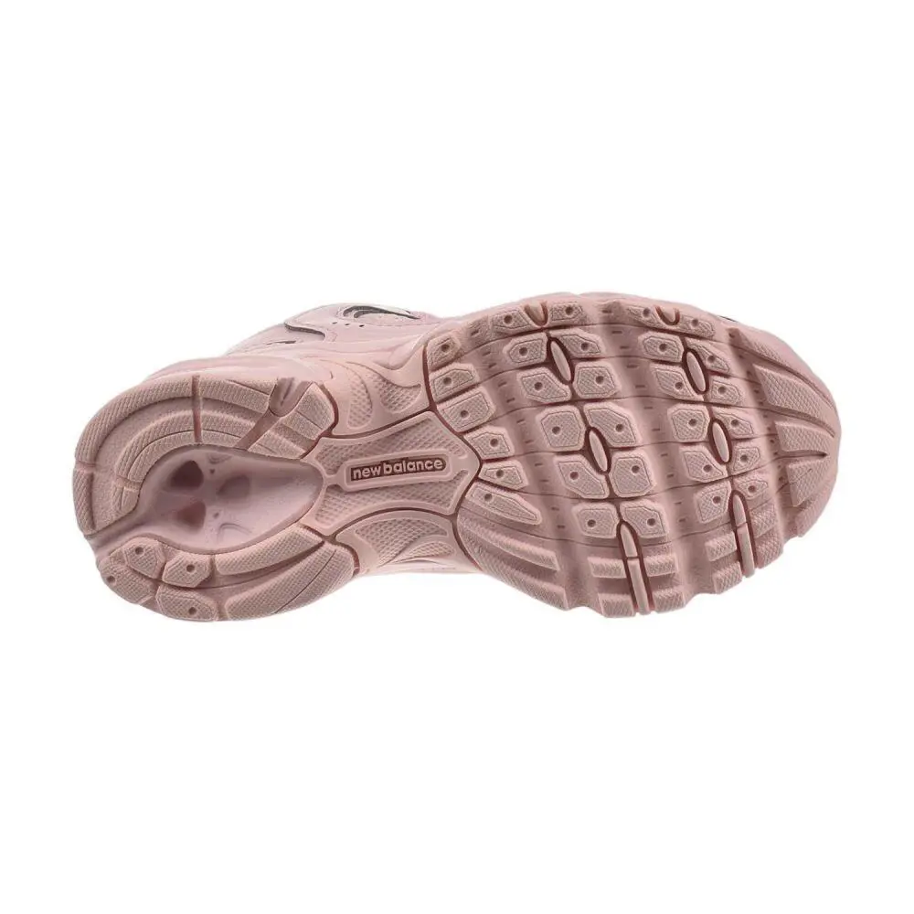New Balance shoes - Pink/Pink 4