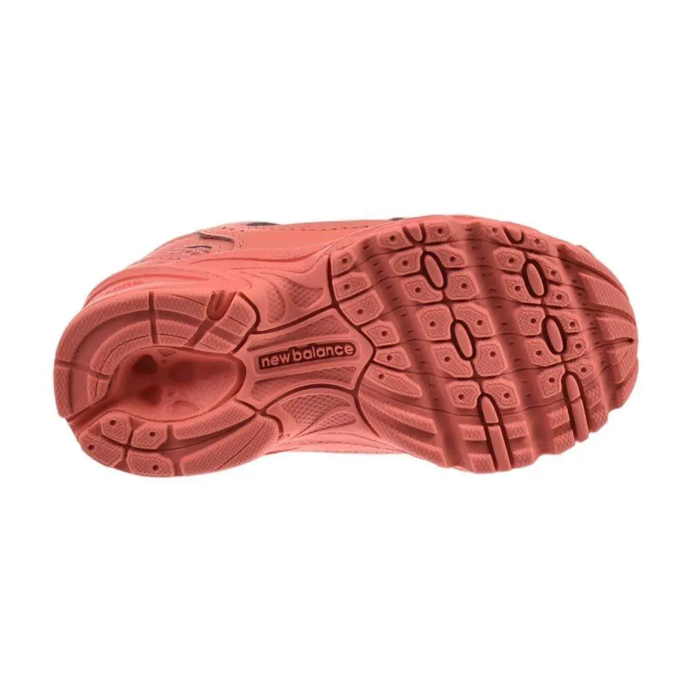 New Balance shoes - Red/Red 4