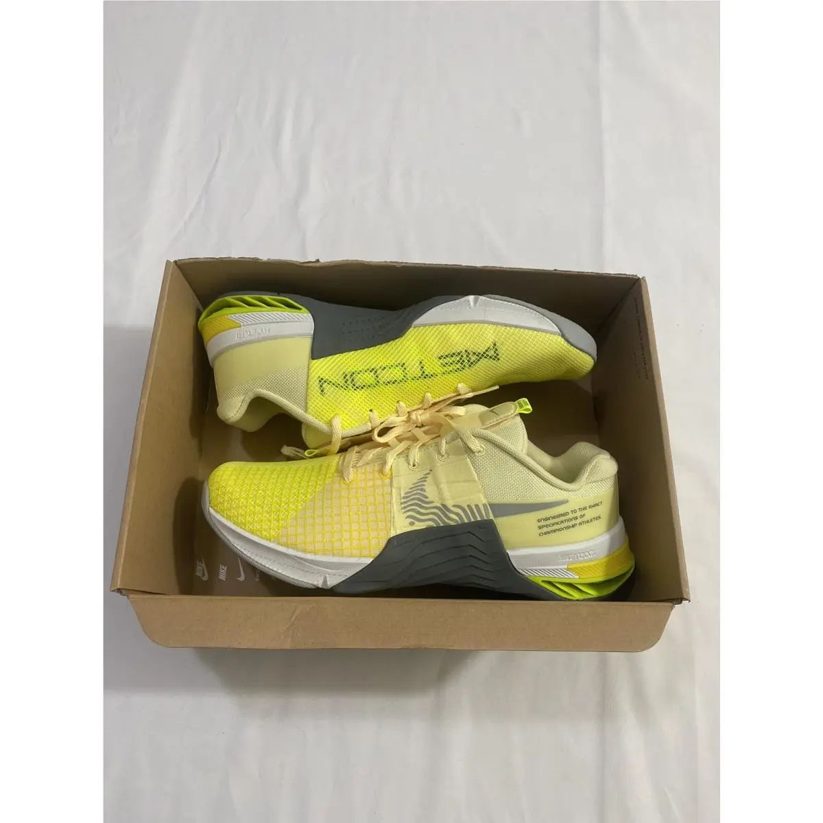 Women’s Size 12 Yellow Nike Metcon 8 Training Shoes DO9327 801