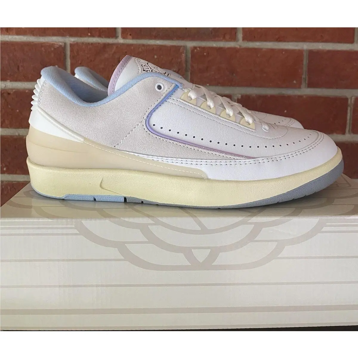 Nike Air Jordan 2 Low Size 6.5 Womens White Blue Sneakers Shoes - White