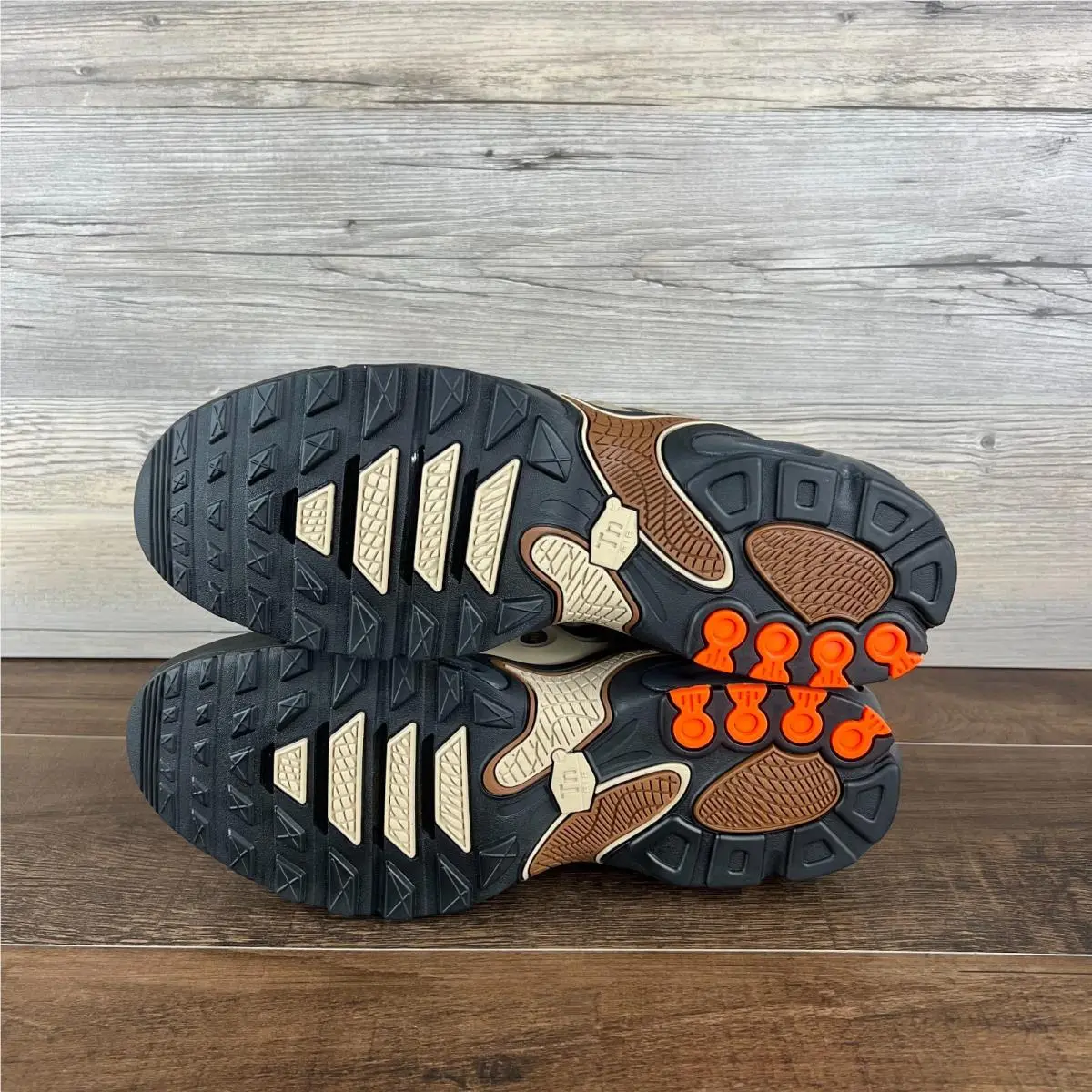 Nike shoes - Nike Air Max Plus - Air Max Plus - FZ3041-200 - Tan 6