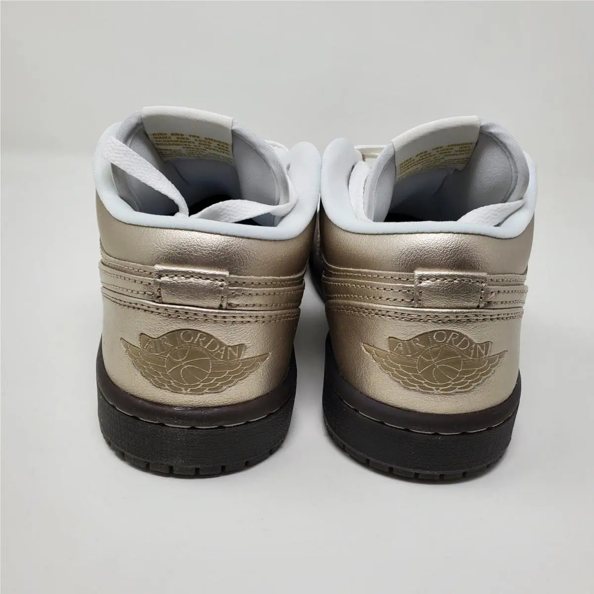 Nike shoes - Air Jordan 1 Low SE - HQ3529-099 - Gold 1