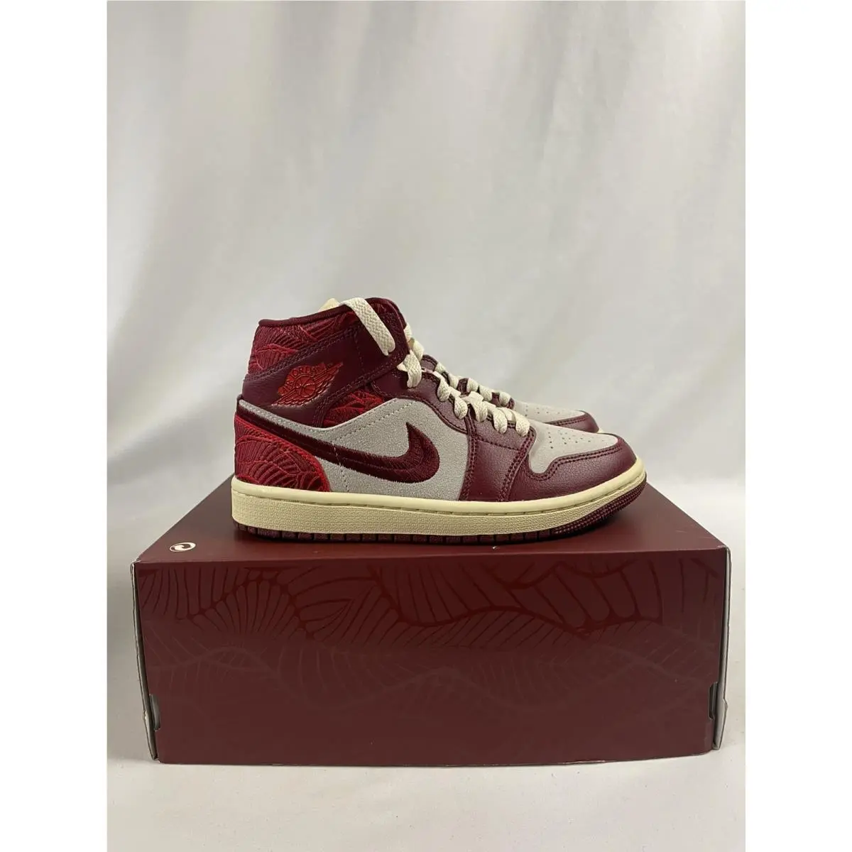 Nike Air Jordan 1 Mid Tiki Leaf Team Red White Sail DZ2820-601 Womens Size 5