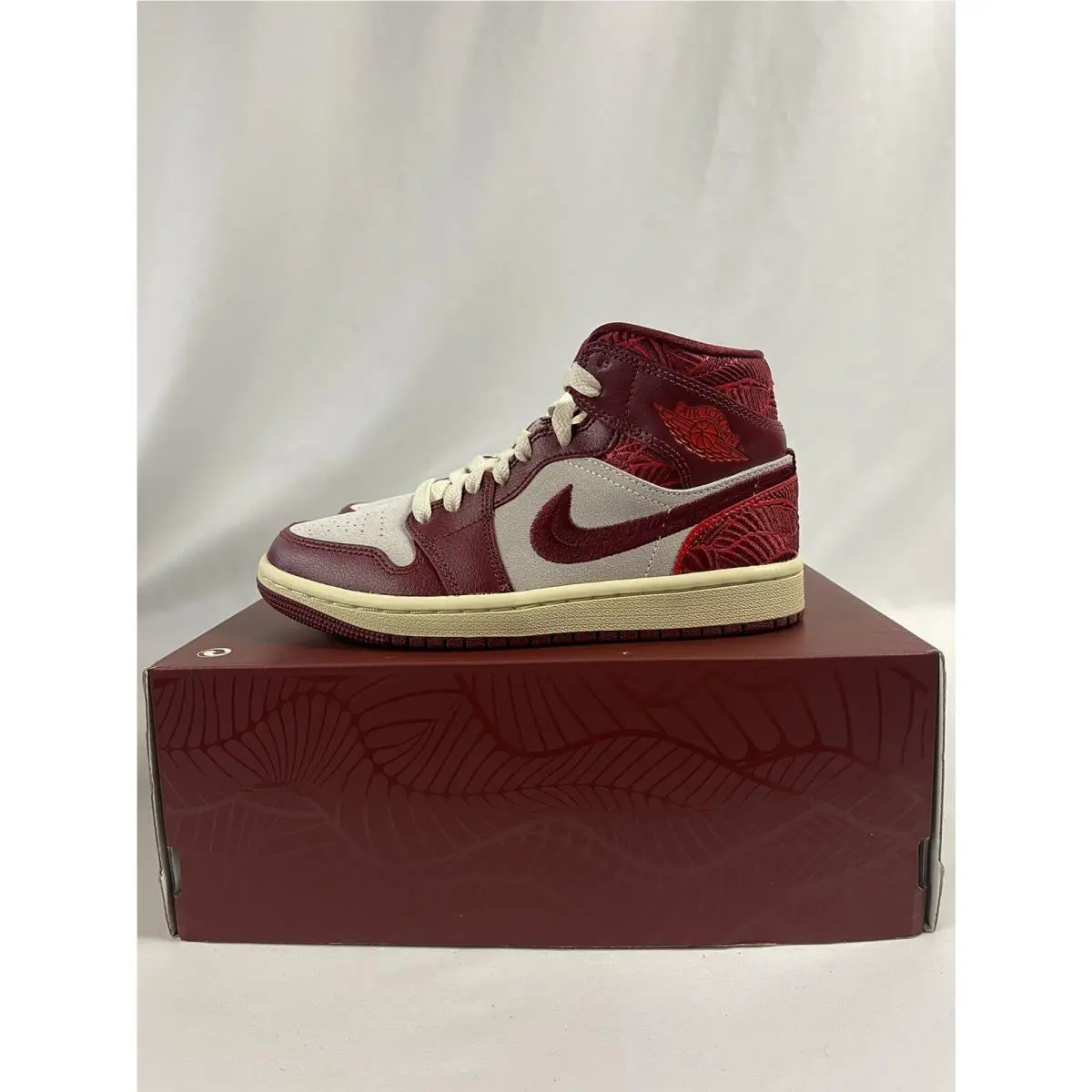 Nike shoes - Nike Air Jordan 1 - Air - DZ2820-601 - Red 2