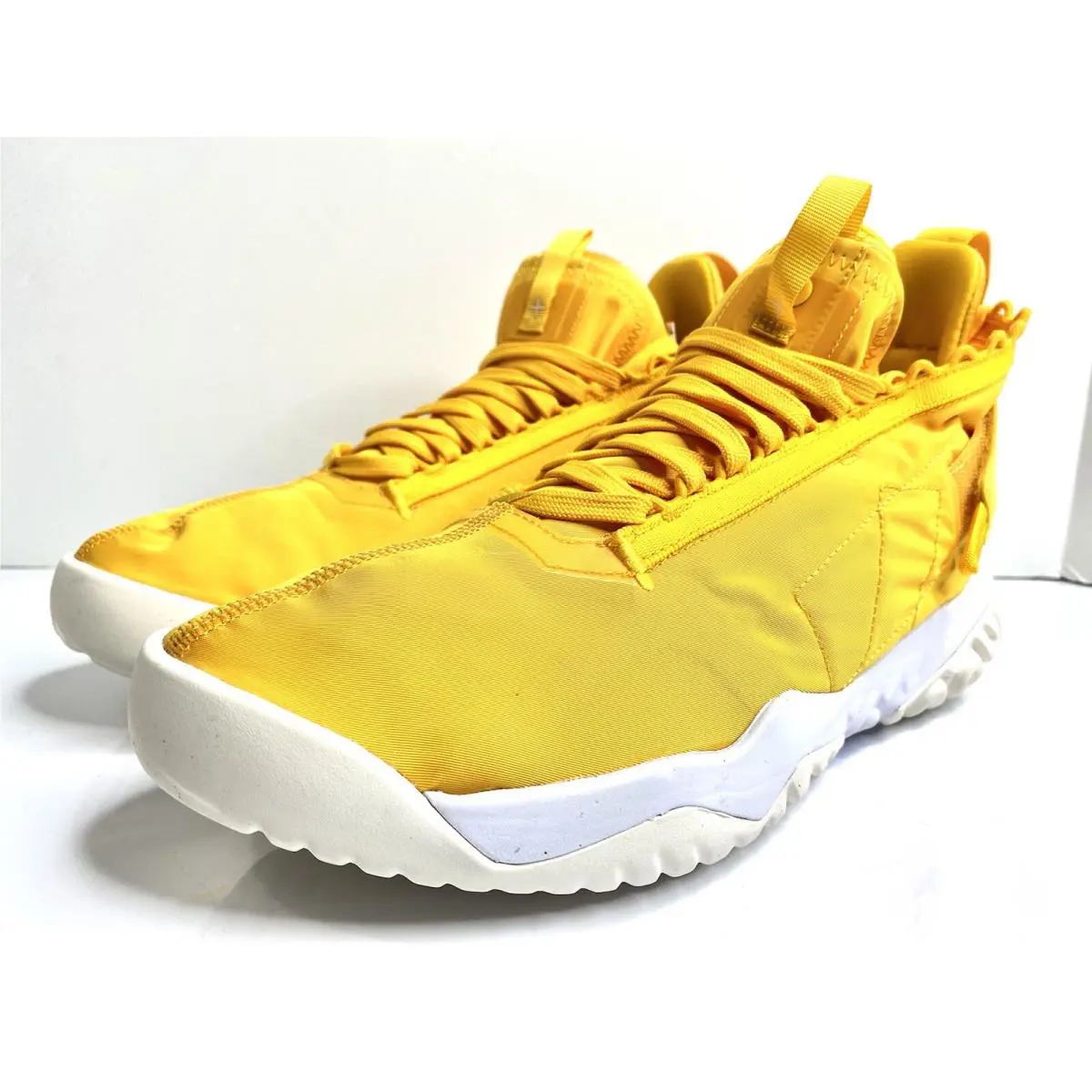 Nike shoes - Jordan Proto-React - BV1654-701 - University Gold/White 2