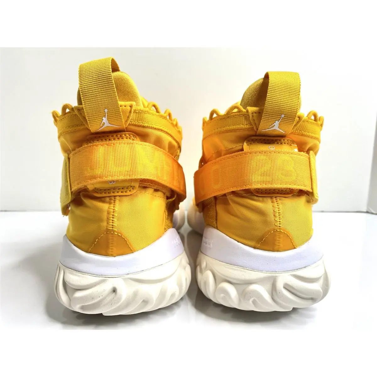 Nike shoes - Jordan Proto-React - BV1654-701 - University Gold/White 3
