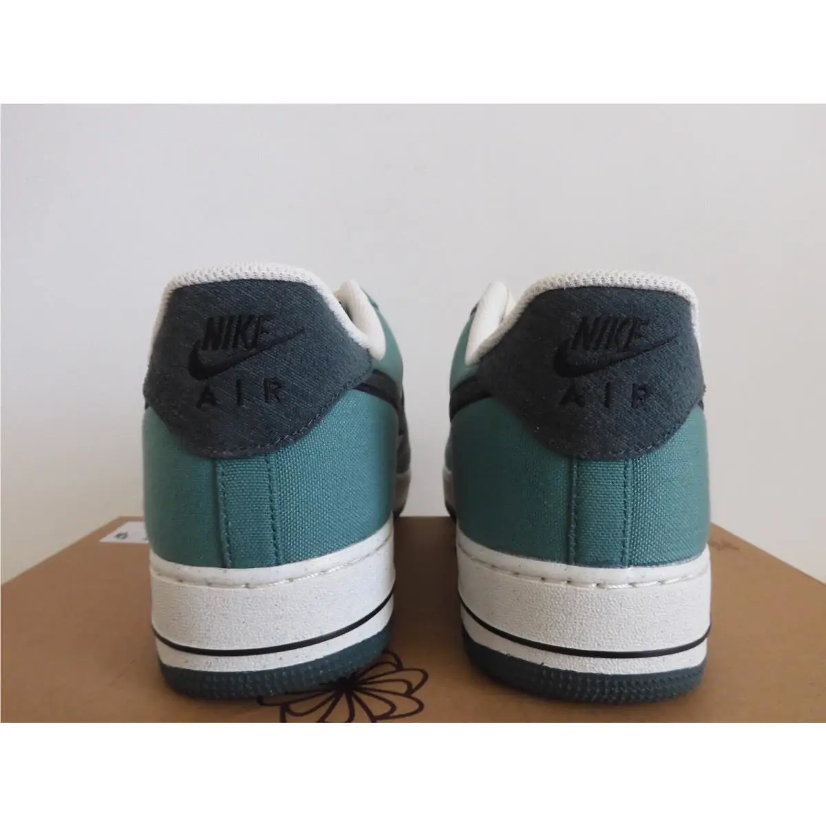 Nike shoes - Nike Air Force 1 `07 LV8 - FQ8713 100 - Green 2