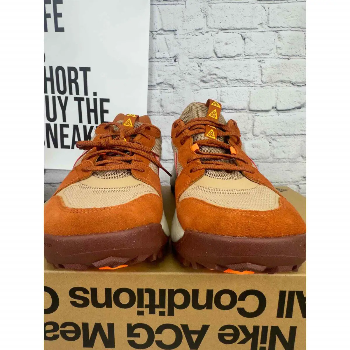 Nike shoes - Brown 4