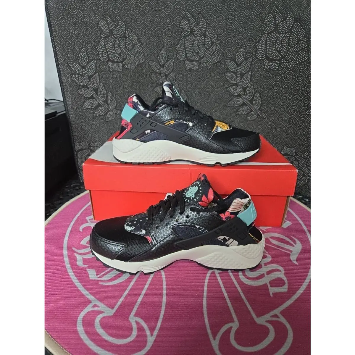Nike shoes - Nike Air Huarache Run - Air Huarache Run - 725076-001 - Black (UPC: 676556229914) 0