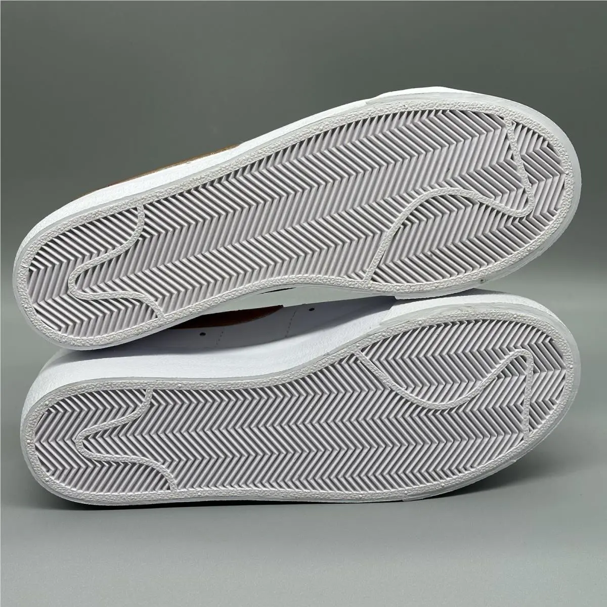 Nike shoes - Nike Blazer Low Platform - Blazer Low Platform - DQ7571-100 - White, Manufacturer: White/Metallic Copper/Black 5