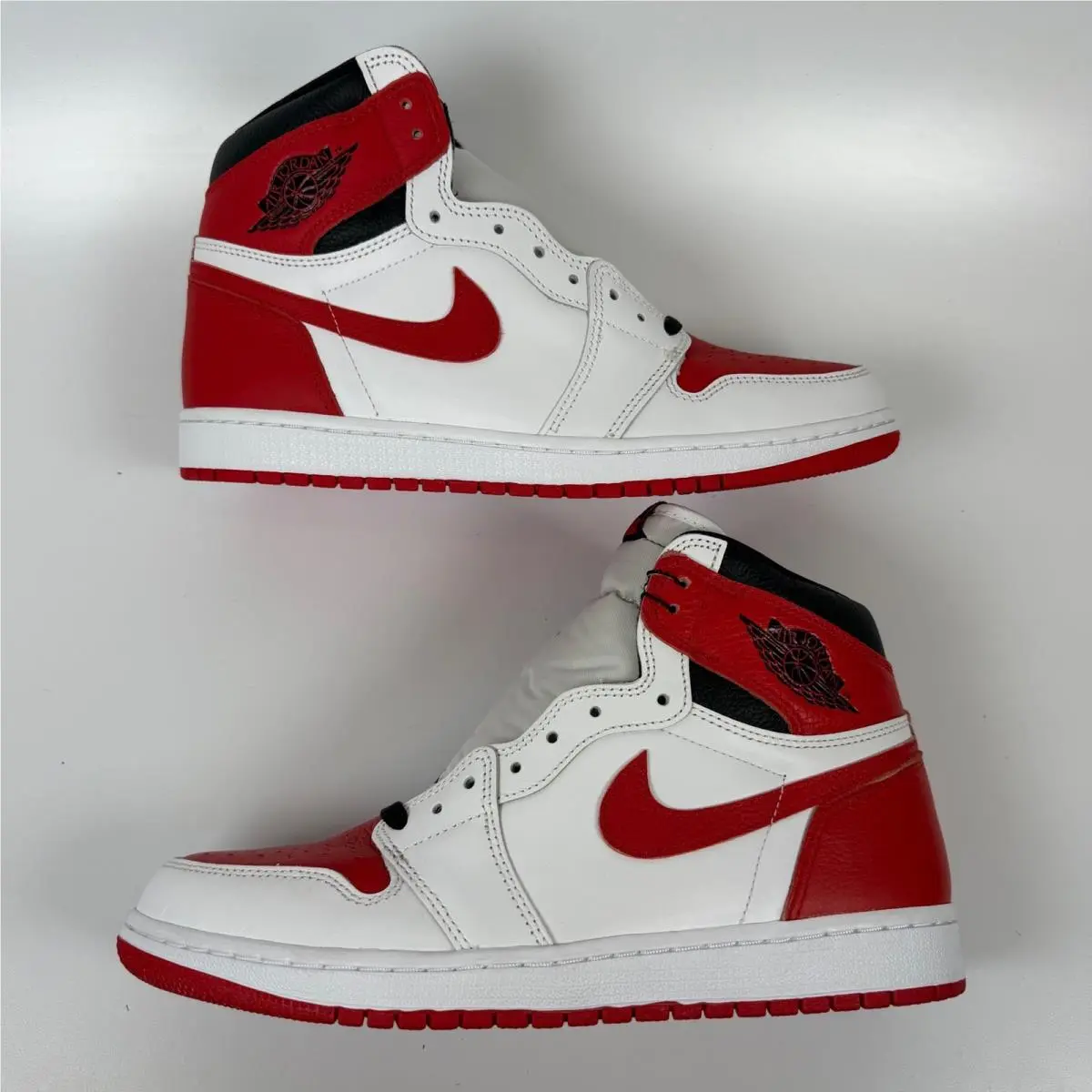 Nike shoes - Jordan 1 Retro High OG Heritage - 555088-161 - White 0